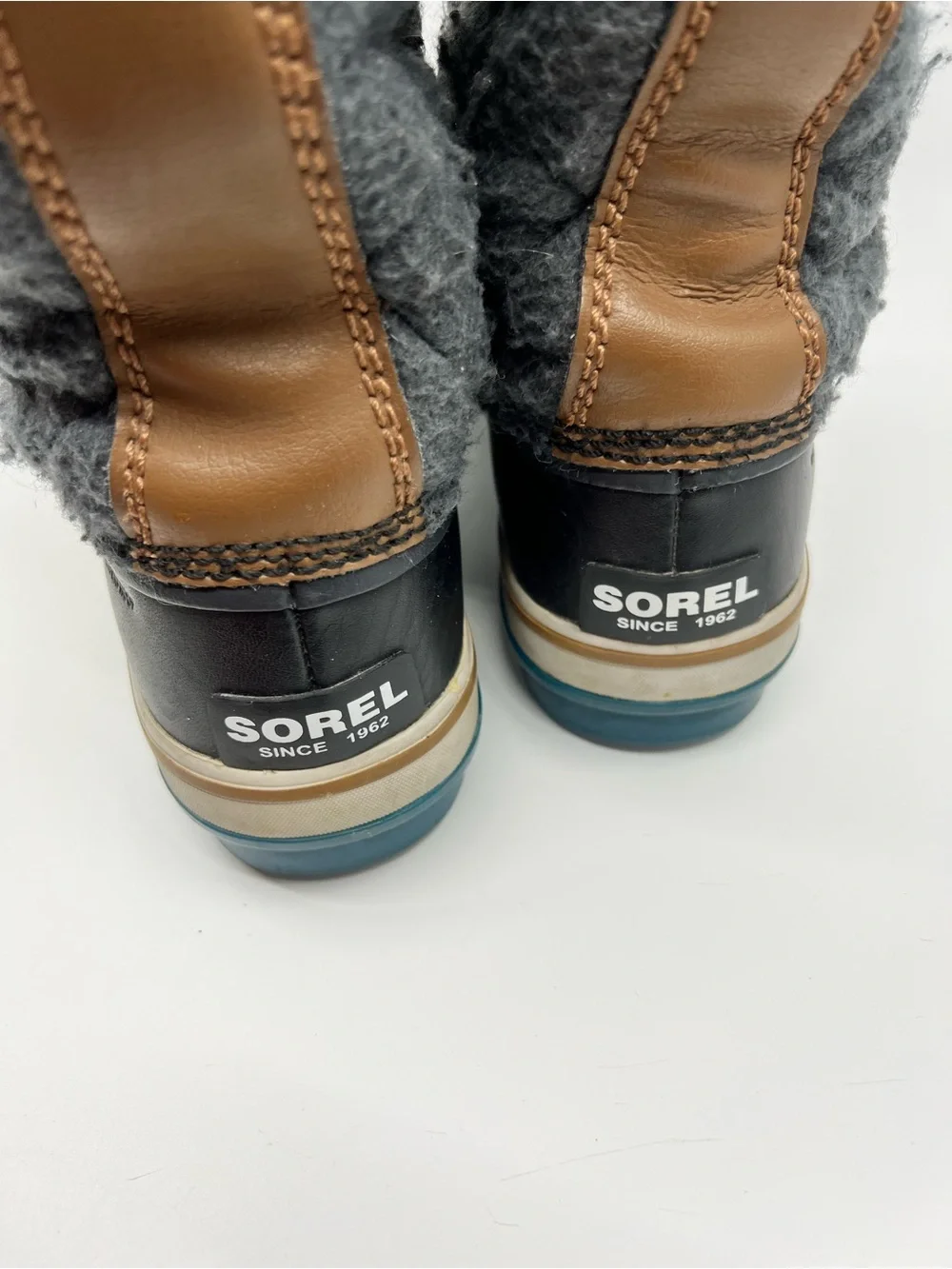 Sorel Tofino Winter Boots Women’s  size 8